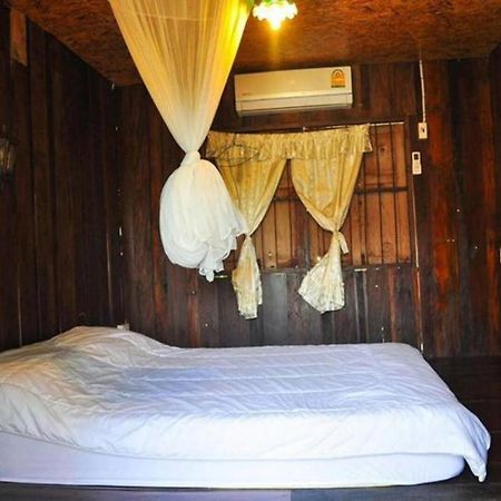Oyo 1155 Bikers House And Enduro Tours Chiang Mai Hotel Buitenkant foto