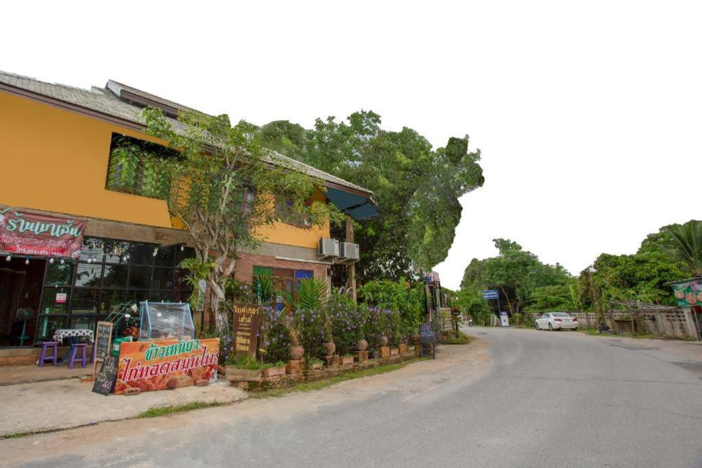 Oyo 1155 Bikers House And Enduro Tours Chiang Mai Hotel Buitenkant foto
